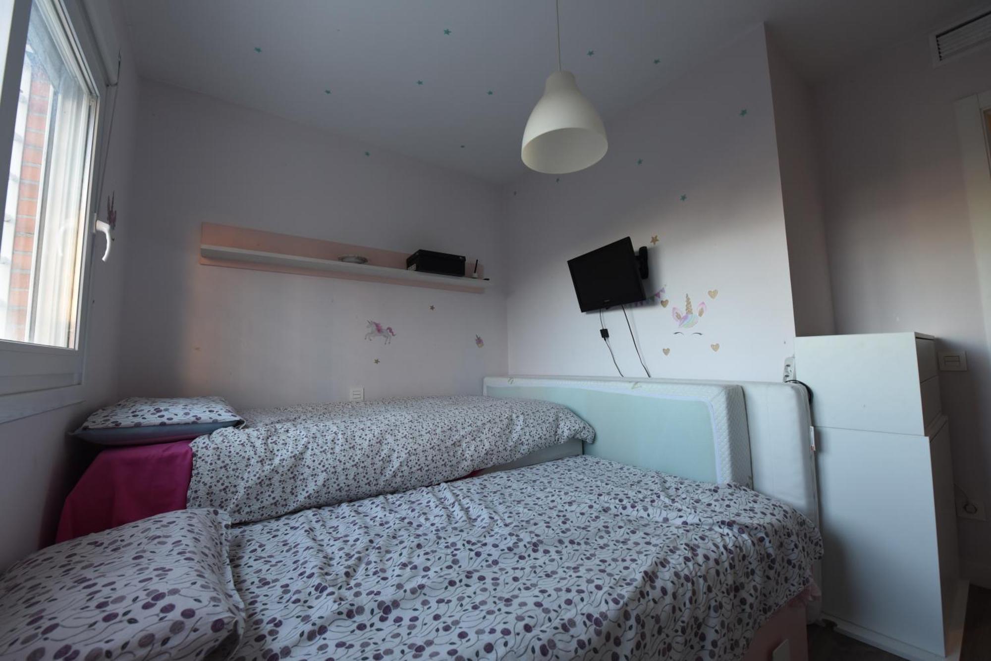 Homestay Privadas En Mi Acogedor - Private Madrid